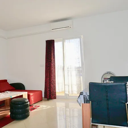 Rosette Trogir * Seget Vranjica