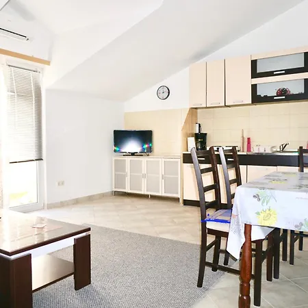 Rosette Trogir Apartamento *