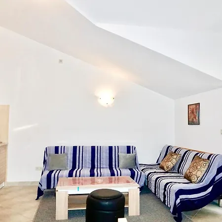Rosette Trogir Apartamento *