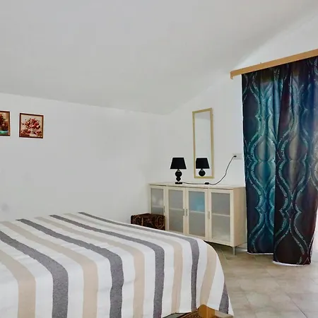 Rosette Trogir